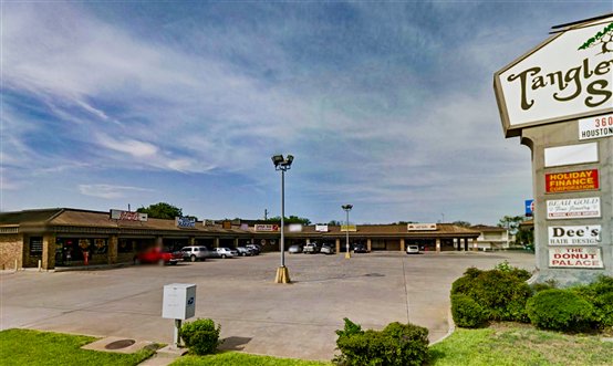 Holiday Finance location in Victoria, Texas